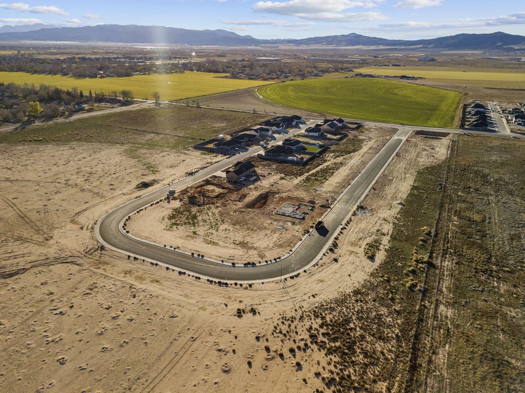 Photo of 926 N 3725 W #Phase 2A Lot 3, Cedar City, UT 84721 (MLS # 113921)