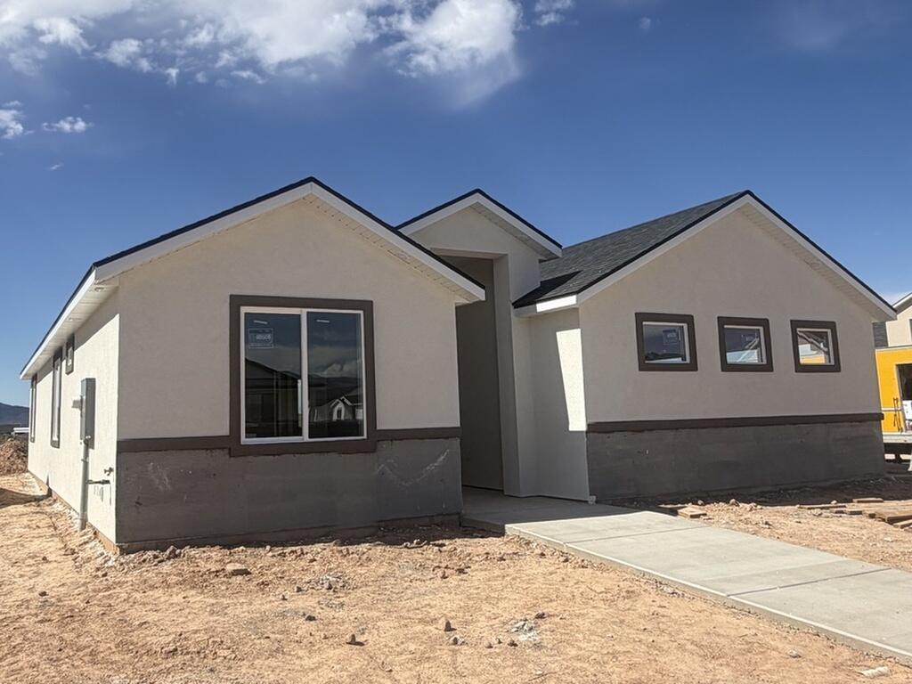 Photo of 1171 N Yucca ST, Cedar City, UT 84721 (MLS # 118518)