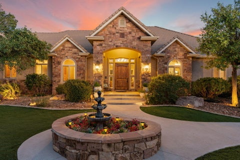 Photo of 1811 S Panorama DR, Cedar City, UT 84720 (MLS # 118248)