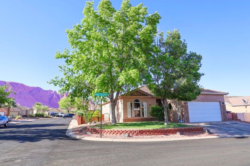 Photo of 635 E 460 S, Ivins, UT 84738 (MLS # 116893)