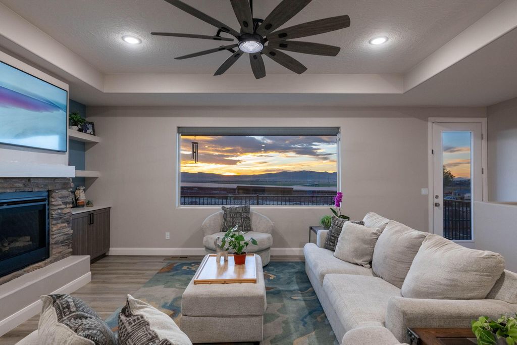 Photo of 396 S Cedar Creek DR, Cedar City, UT 84720 (MLS # 115388)