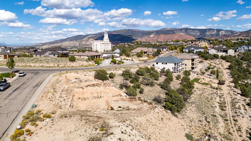 Photo of 387 S Carmel Ridge Circle Cir, Cedar City, UT 84720 (MLS # 113238)