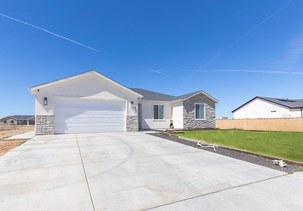 Photo of 4651 N 2600 W, Cedar City, UT 84721 (MLS # 115434)