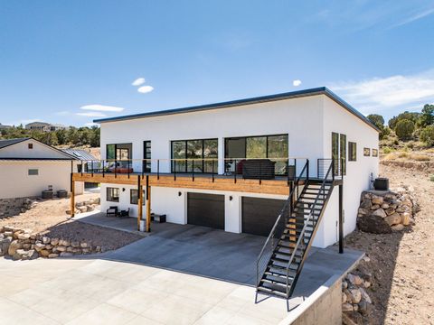 Photo of 15 N 2380 W, Cedar City, UT 84720 (MLS # 116216)