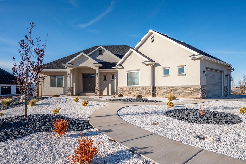 Photo of 4328 W 1650 S, Cedar City, UT 84720 (MLS # 114020)