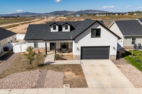 Photo of 1137 N Yucca ST W, Cedar City, UT 84721 (MLS # 118484)