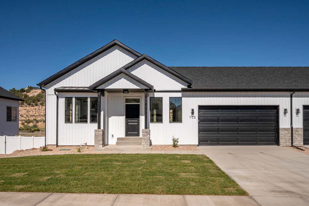 Photo of 694 S Liberty Cove DR, Cedar City, UT 84720 (MLS # 117156)