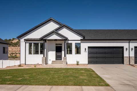 Photo of 694 S Liberty Cove DR, Cedar City, UT 84720 (MLS # 117156)