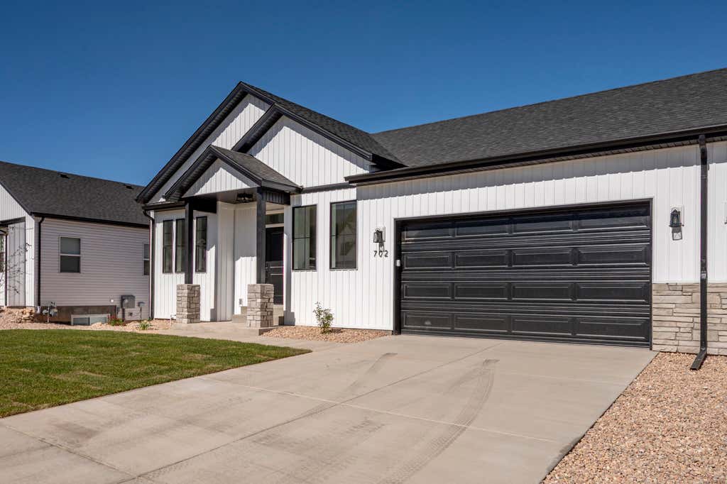 Photo of 694 S Liberty Cove DR, Cedar City, UT 84720 (MLS # 117156)
