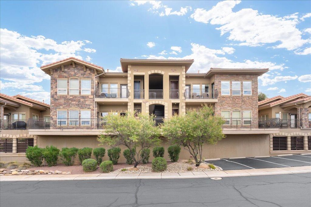 Photo of 280 S Luce Del Sol DR #514, Saint George, UT 84770 (MLS # 113598)