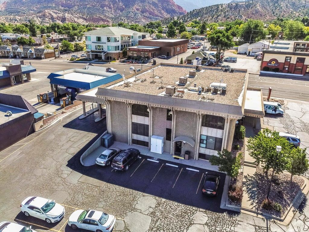 Photo of 444 S Main Street Unit A-6 St, Cedar City, UT 84720 (MLS # 114089)