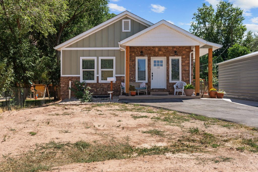 Photo of 125 S 300 E., Cedar City, UT 84720 (MLS # 112771)