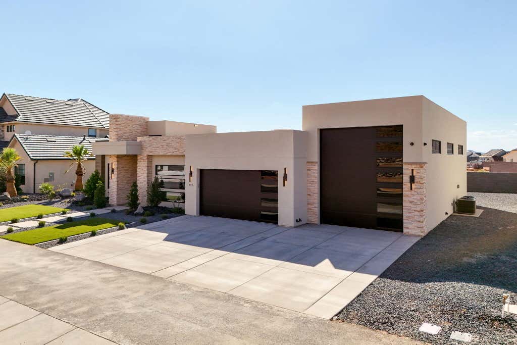 Photo of 477 E Weatherby Way, Washington, UT 84780 (MLS # 116804)