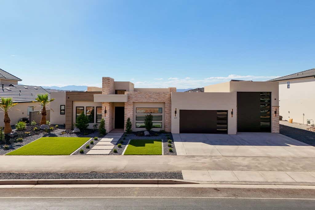 Photo of 477 E Weatherby Way, Washington, UT 84780 (MLS # 116804)