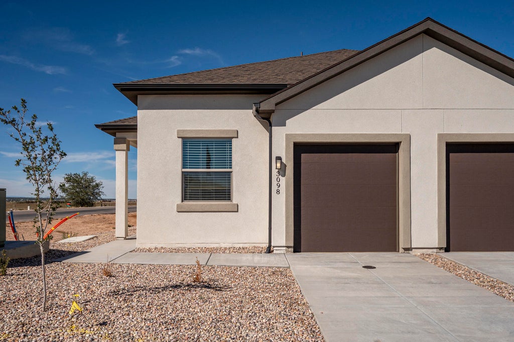 Photo of 3098 W Runway DR, Cedar City, UT 84721 (MLS # 118437)