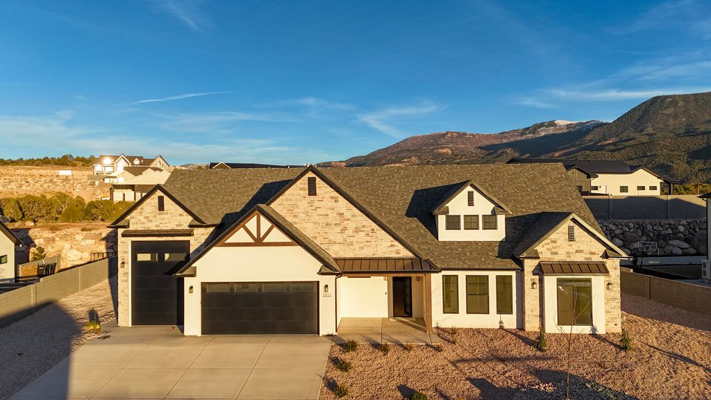 Photo of 1811 S Grace LN, Cedar City, UT 84720 (MLS # 111364)