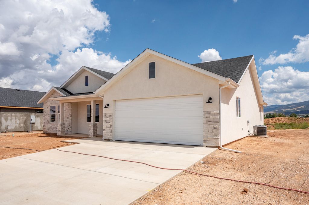 Photo of 5174 N Sagewood LN, Enoch, UT 84721 (MLS # 112846)