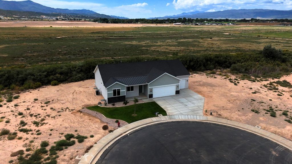 Photo of 1230 N 3625 West CIR, Cedar City, UT 84721 (MLS # 111230)