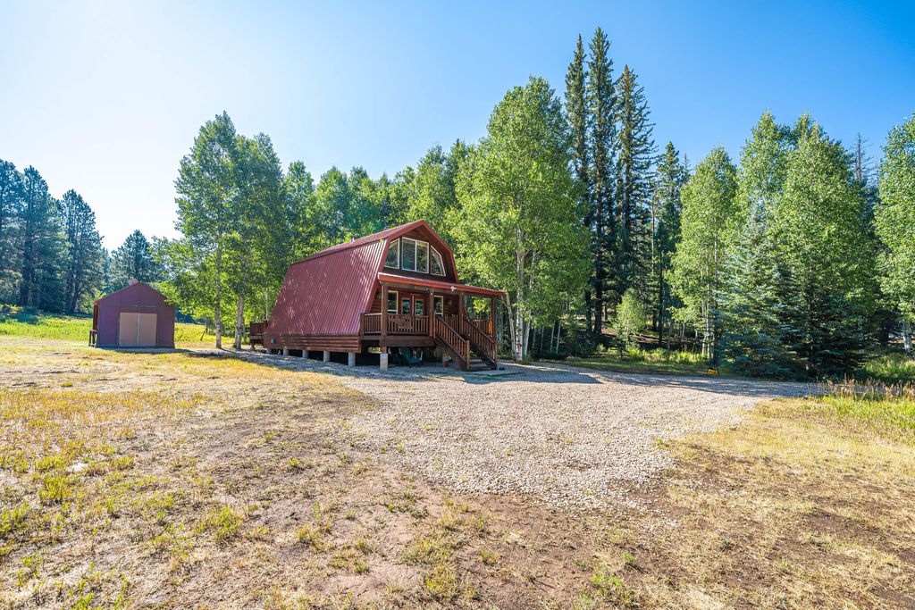 Photo of 40 Apollo Trail, Duck Creek Village, UT 84762 (MLS # 116441)