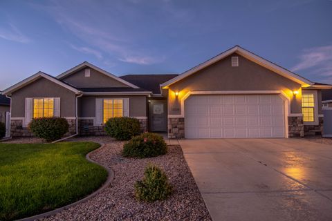 Photo of 1894 W Gemini Meadows LN, Cedar City, UT 84721 (MLS # 117344)