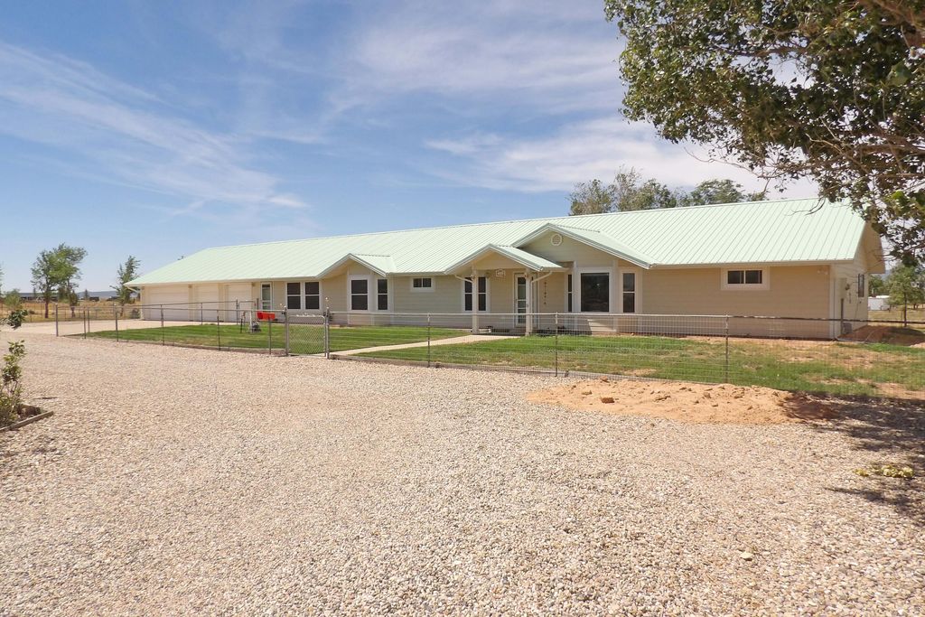 Photo of 1424 S 5175 W, Cedar City, UT 84720 (MLS # 111560)