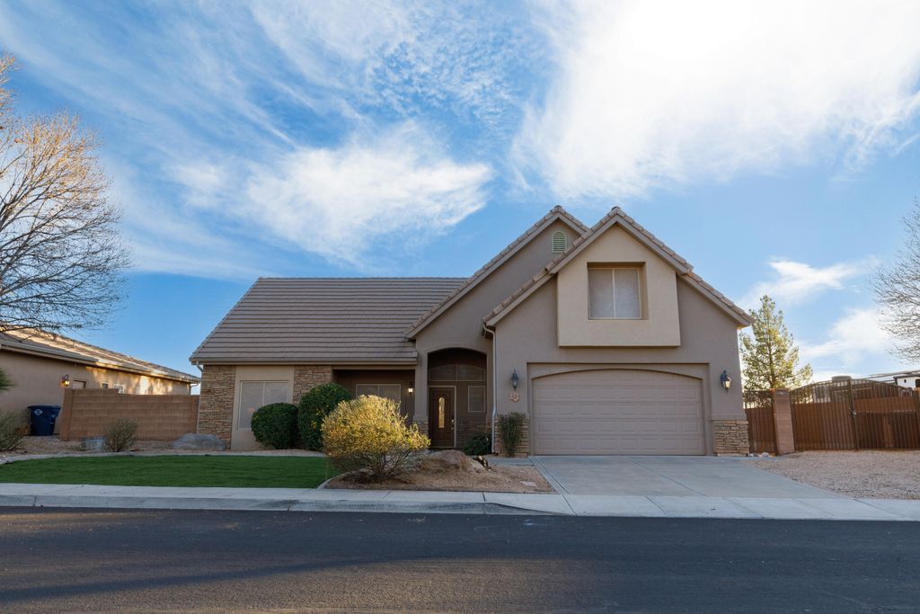 Photo of 59 W 1965 S, Washington, UT 84780 (MLS # 114799)