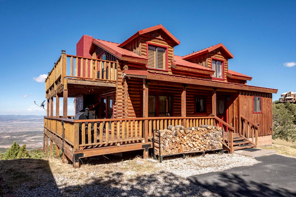 Photo of 1130 E High Cedar Highlands DR, Cedar City, UT 84720 (MLS # 118108)