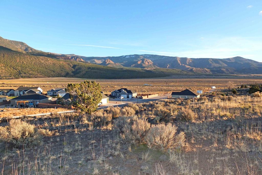 Photo of 2268 S 2925 ST W, Cedar City, UT 84720 (MLS # 110803)