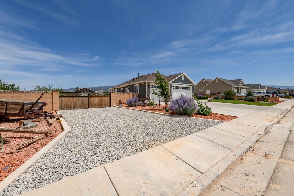 Photo of 4784 N 2525 W, Cedar City, UT 84721 (MLS # 113157)