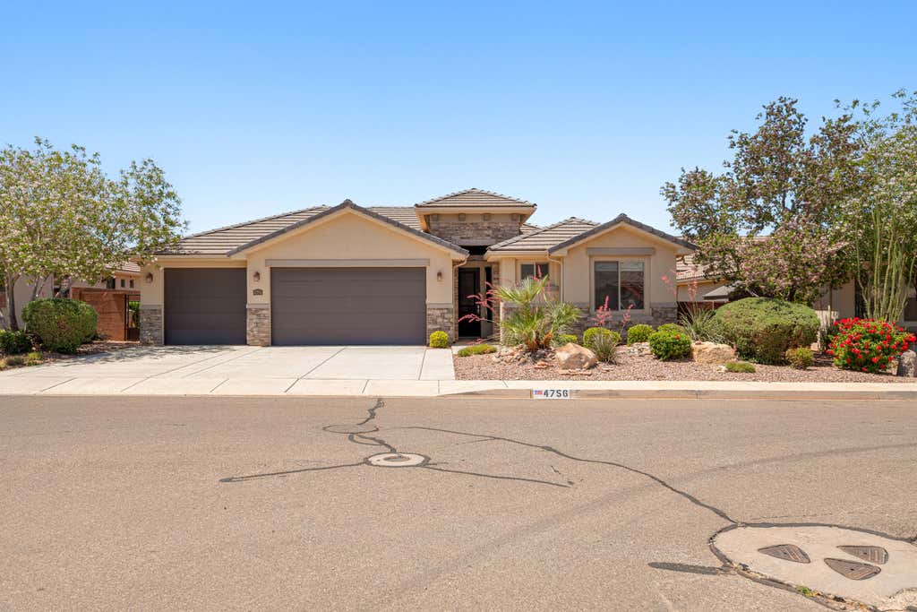 Photo of 4756 Luke DR, Washington, UT 84780 (MLS # 116613)