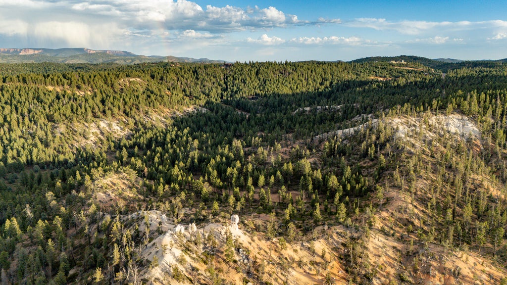 Photo of 5 Elk Ridge Estates Phase 6, Alton, UT 84710 (MLS # 118024)
