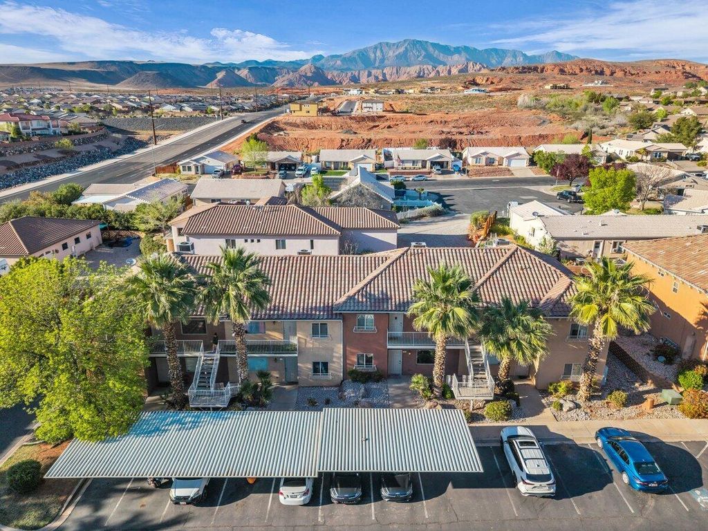 Photo of 700 N Main ST #E6, Washington, UT 84780 (MLS # 115419)