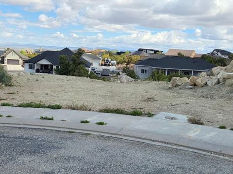 Photo of 1981 N Mahogany CIR, Cedar City, UT 84721 (MLS # 116141)
