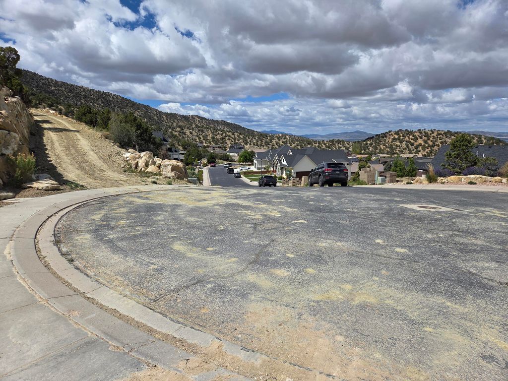 Photo of 1981 N Mahogany CIR, Cedar City, UT 84721 (MLS # 116141)