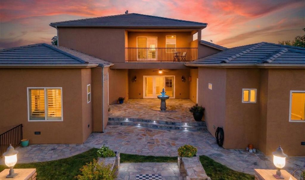 Photo of 1021 W Churrea ST, Washington, UT 84780 (MLS # 108479)
