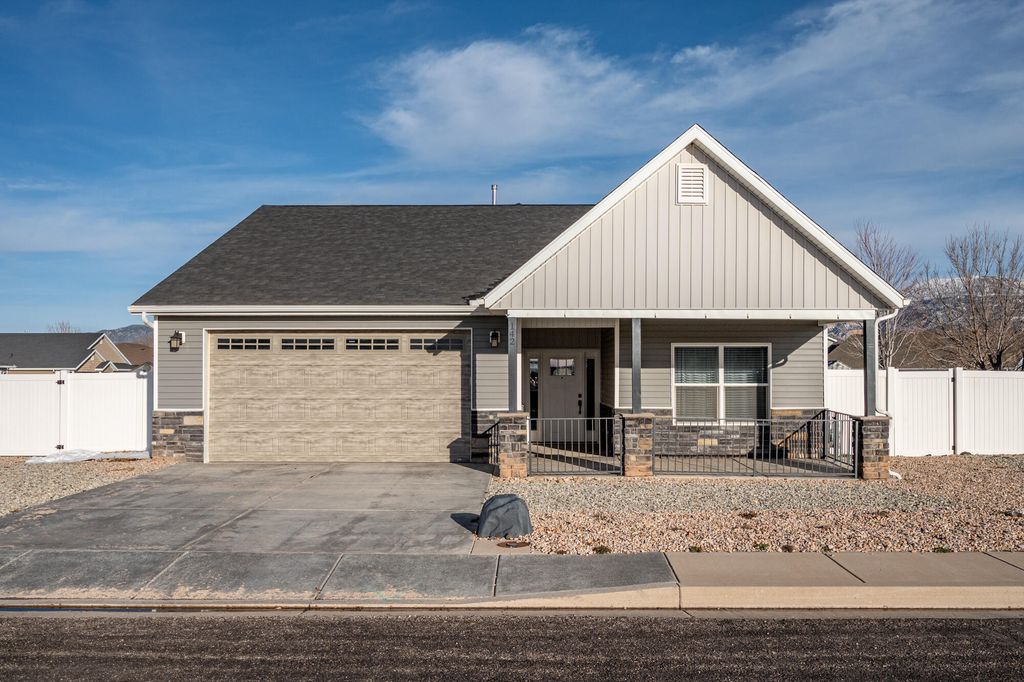 Photo of 142 N 4275 W, Cedar City, UT 84721 (MLS # 114964)