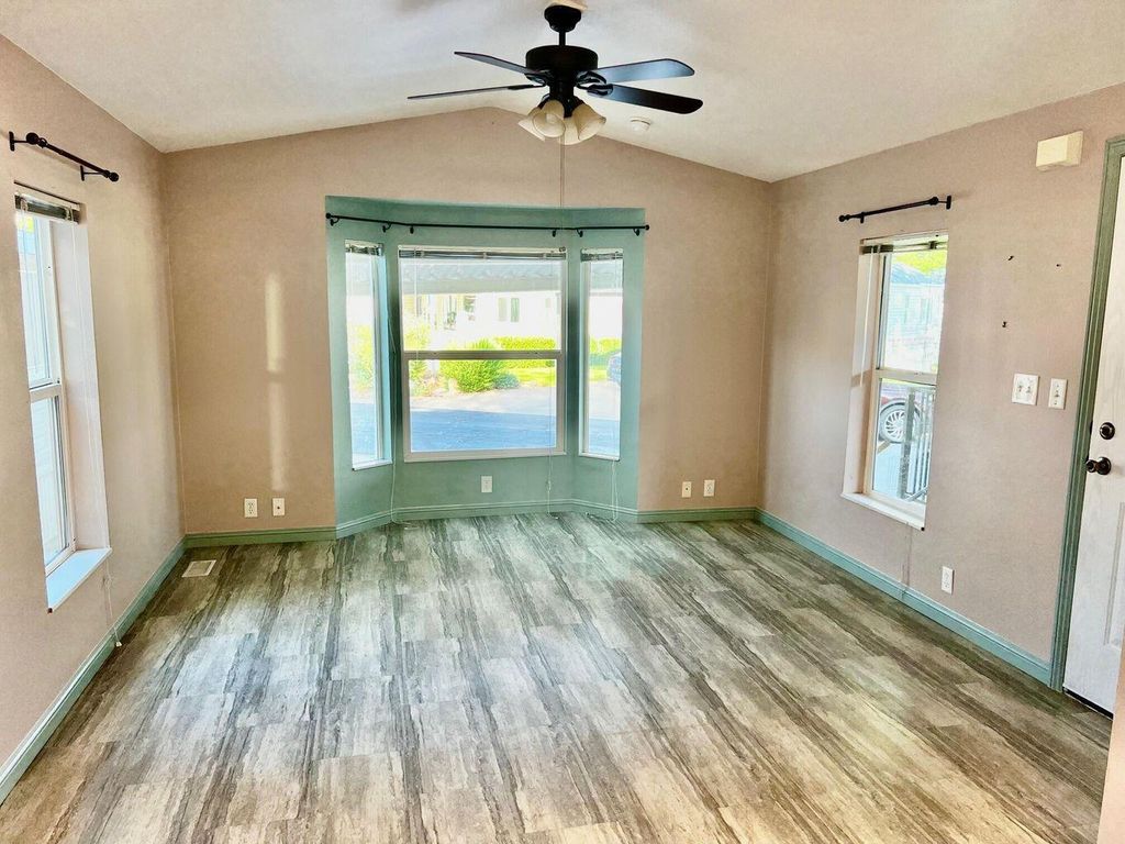 Photo of 1160 E TELEGRAPH ST #227, Washington, UT 84780 (MLS # 112037)