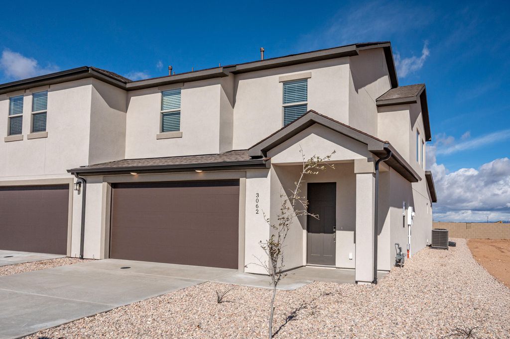 Photo of 2926 W Runway DR, Cedar City, UT 84721 (MLS # 115548)