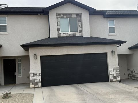 Photo of 668 E Fiddlers Cove DR #11, Cedar City, UT 84721 (MLS # 116035)