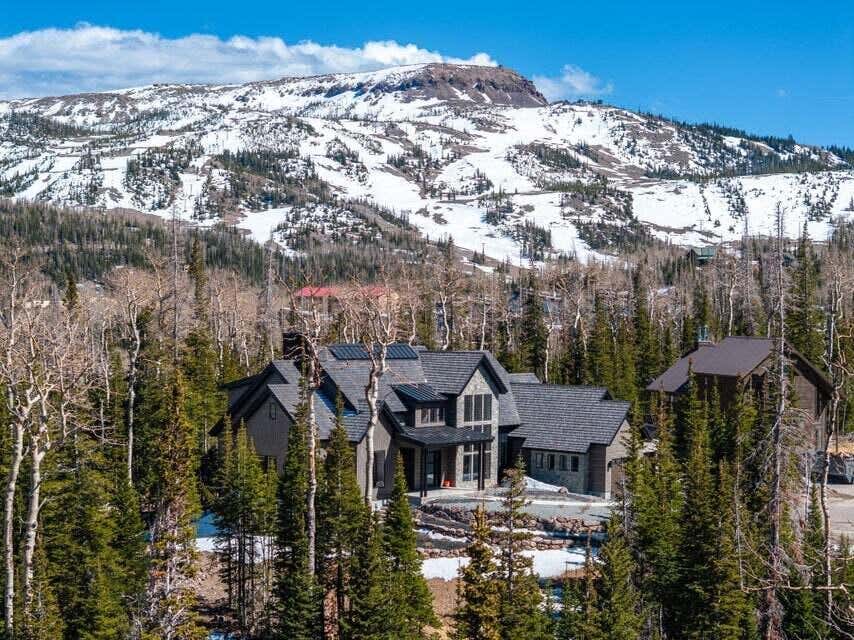 Photo of 423 W Blue Bell CT, Brian Head, UT 84719 (MLS # 117243)
