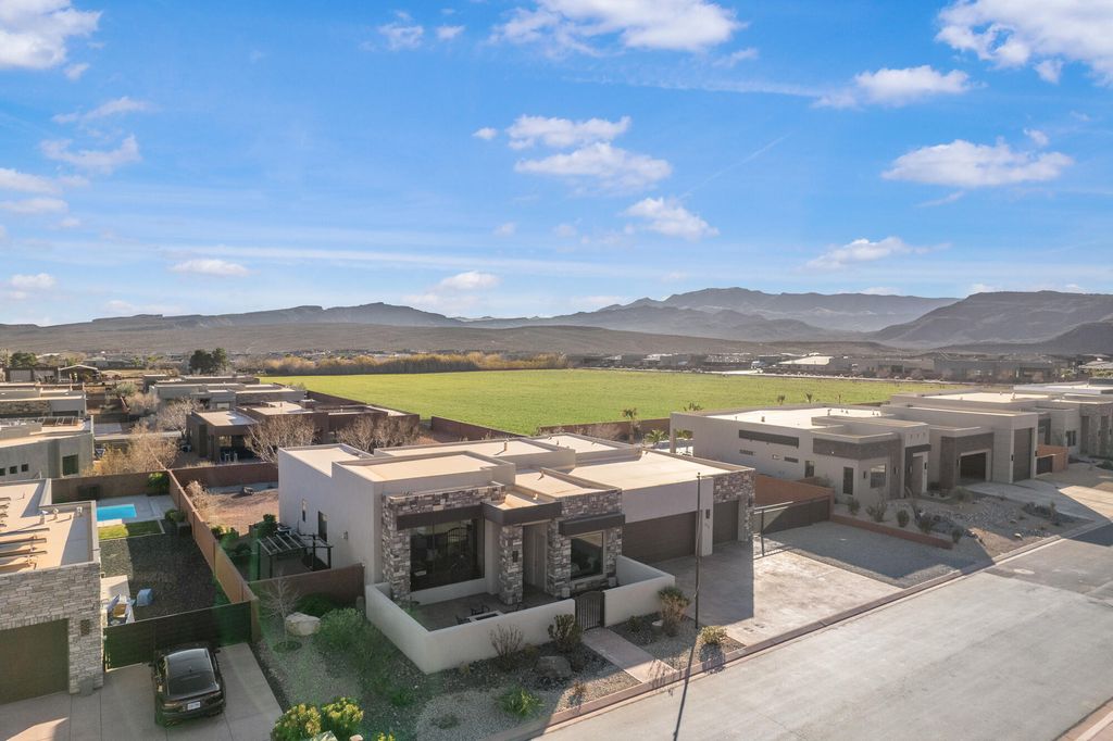 Photo of 513 W 80 S, Ivins, UT 84738 (MLS # 114691)