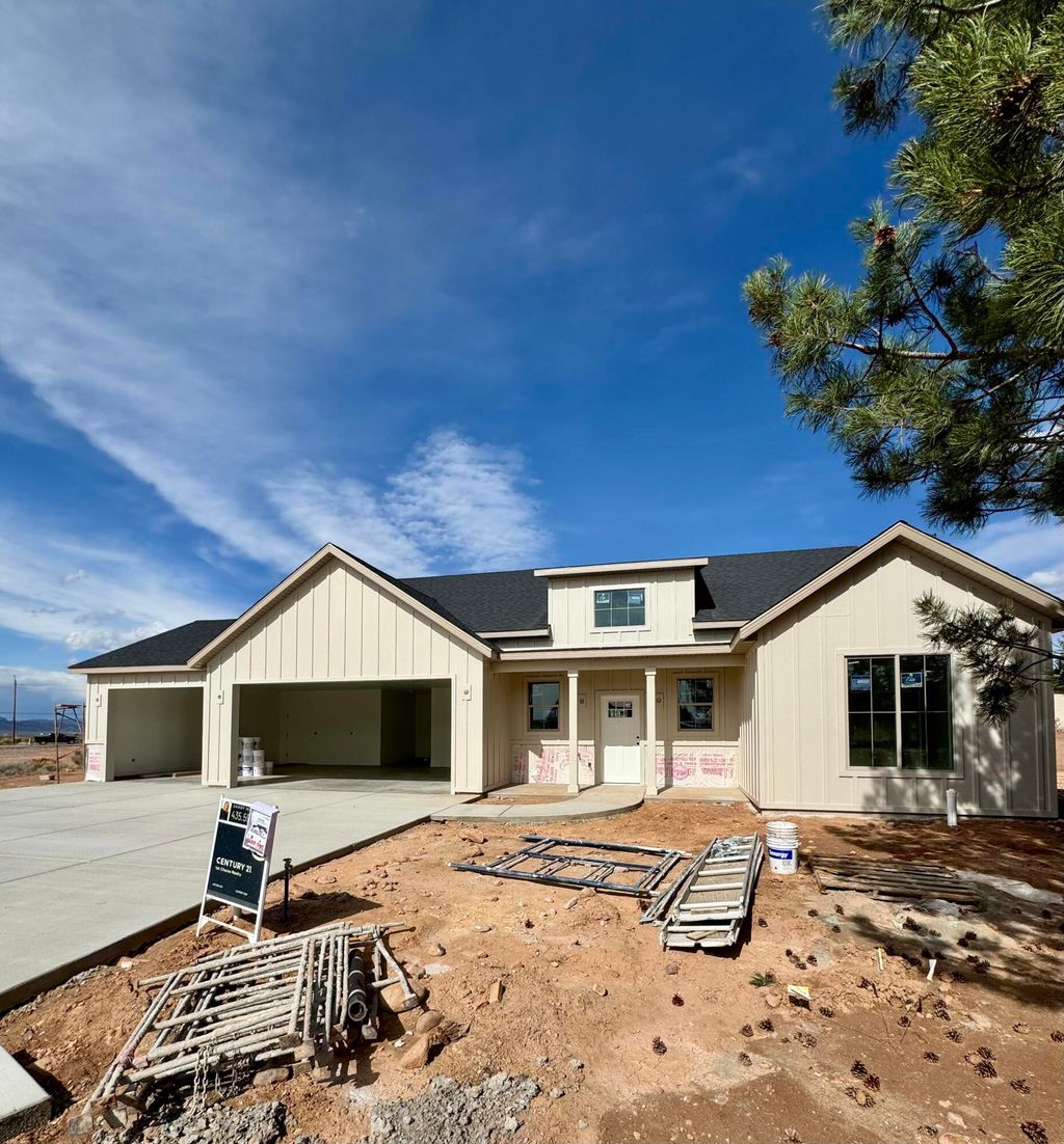 Photo of 257 S 1075 W, Parowan, UT 84761 (MLS # 115285)