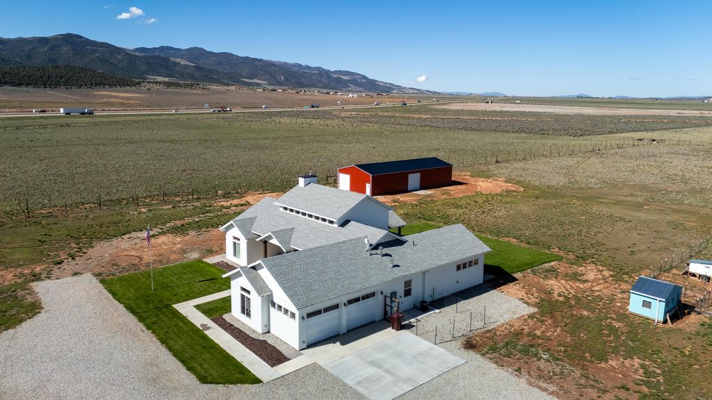 Photo of 267 S 2400 W, Parowan, UT 84761 (MLS # 113836)