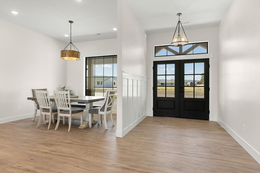 Photo of 759 E 100 N, Enterprise, UT 84725 (MLS # 116165)