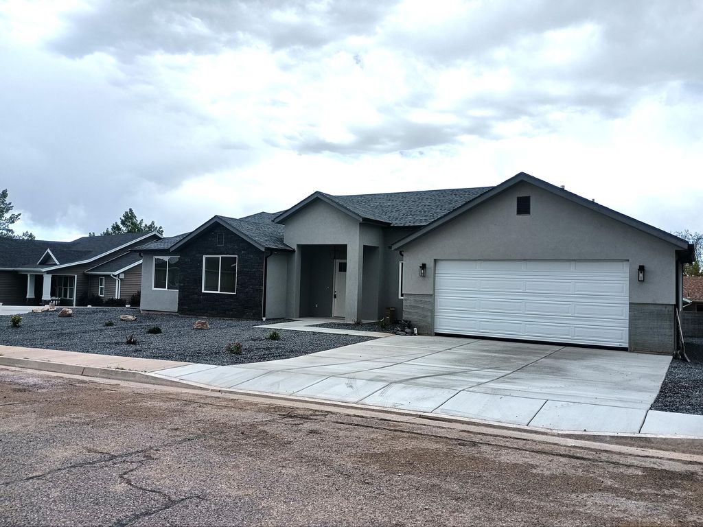 Photo of 1338 W 1225 S, Cedar City, UT 84720 (MLS # 110756)