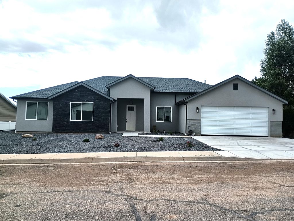 Photo of 1338 W 1225 S, Cedar City, UT 84720 (MLS # 110756)
