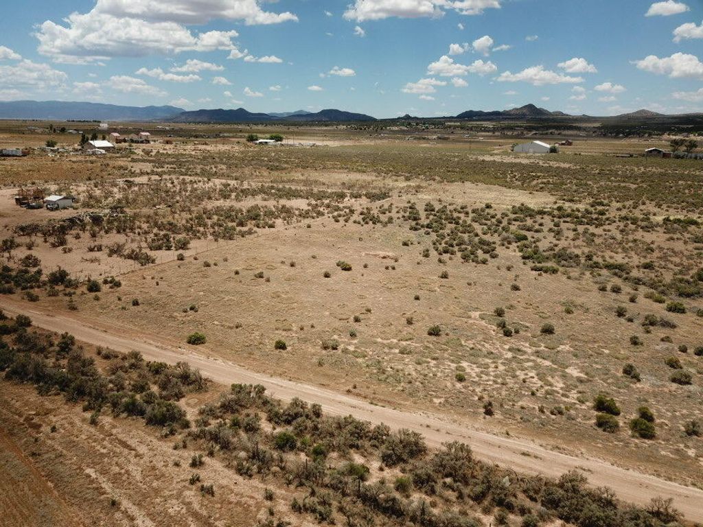 Photo of 5331 N 3300 W, Cedar City, UT 84721 (MLS # 113160)