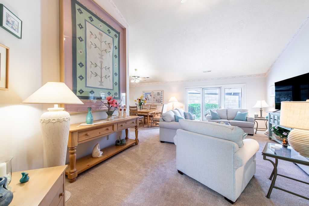 Photo of 2050 W Canyon View DR #25, Saint George, UT 84770 (MLS # 115918)