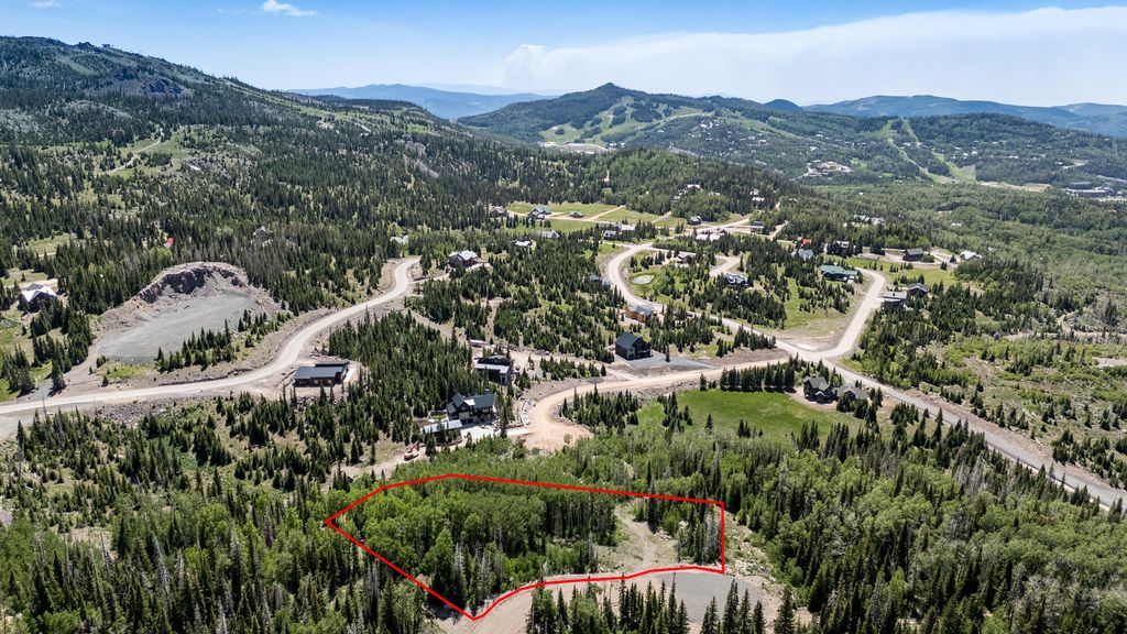 Photo of 1076 E Paddington Cir. (SEM #61) Cir, Brian Head, UT 84719 (MLS # 111066)