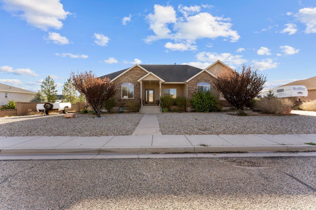 Photo of 865 S 4475 West, Cedar City, UT 84720 (MLS # 111081)